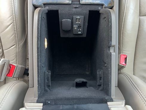 Used 2015 Lincoln Navigator 4WD image 33