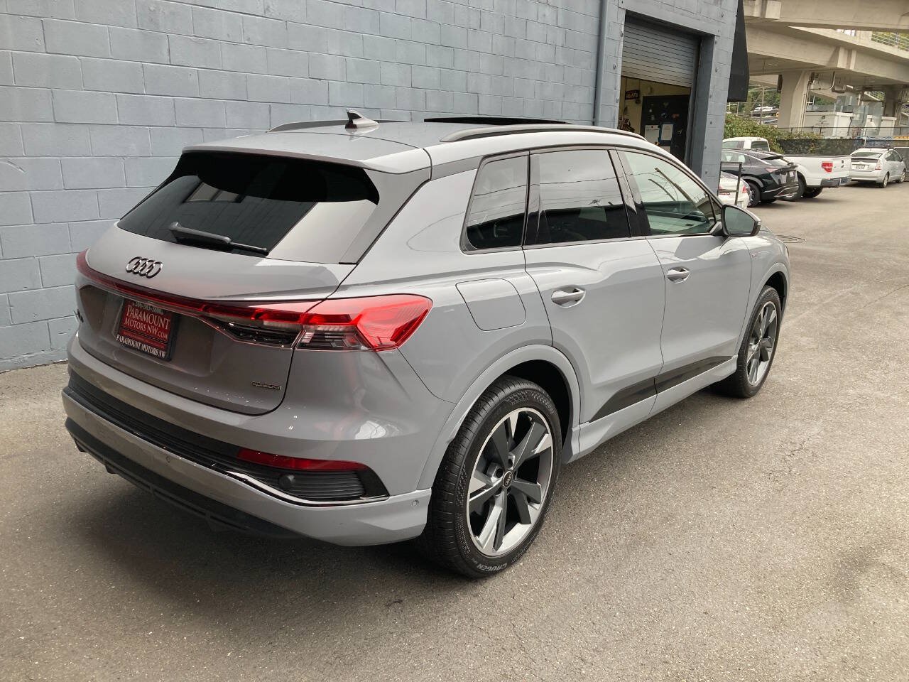 Used 2023 Audi Q4 e-tron Prestige w/ Black Optic Package AWD/4WD image 3