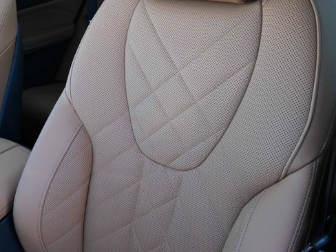 Certified 2025 BMW X5 xDrive40i w/ Premium Package image 10