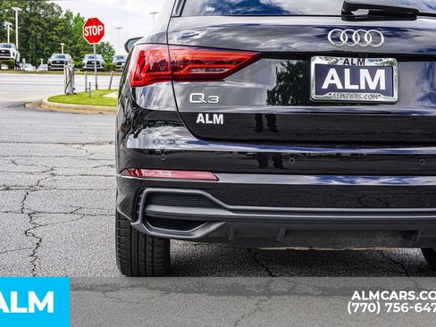 Used 2025 Audi Q3 2.0T Premium AWD/4WD image 16