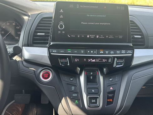 Used 2025 Honda Odyssey EX-L image 13