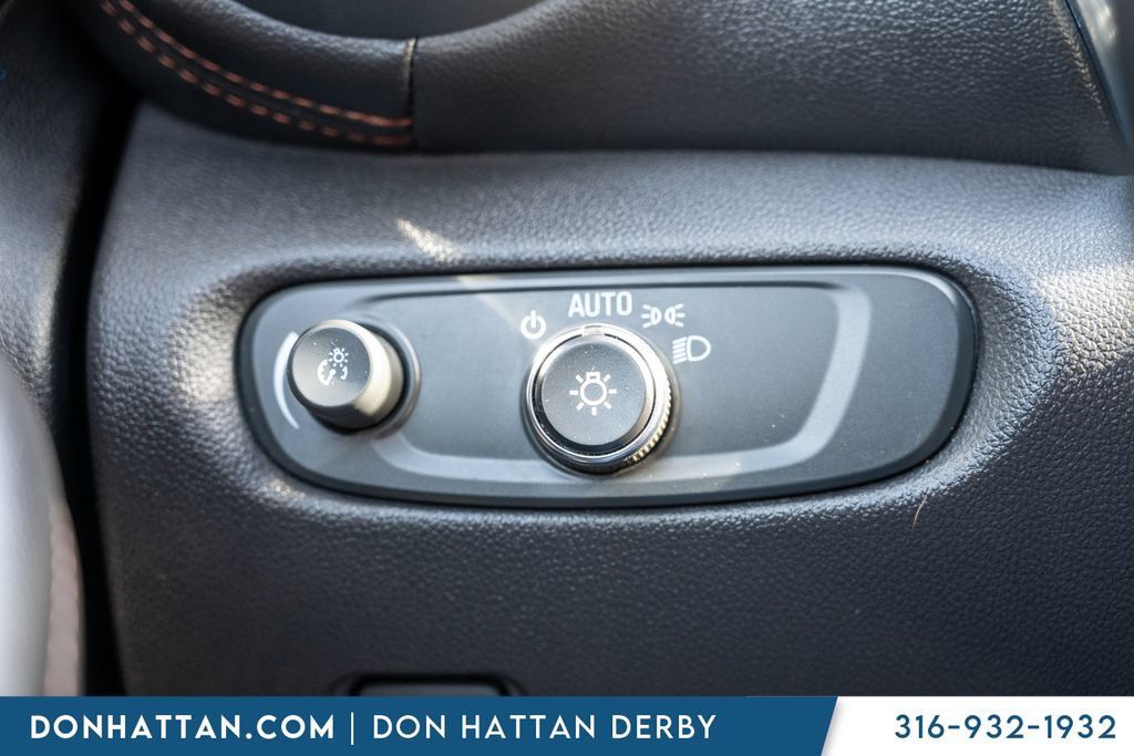 Used 2024 Chevrolet Blazer Premier AWD/4WD image 16