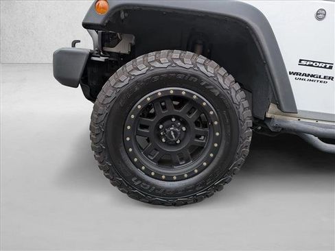 Used 2016 Jeep Wrangler Unlimited Sport image 20