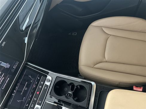 Used 2023 Audi Q7 2.0T Premium w/ Convenience Package image 24