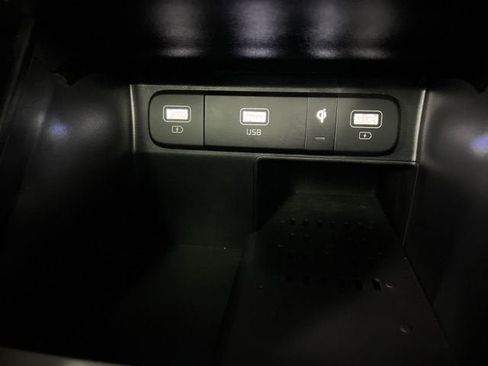 Used 2023 Kia Sorento S w/ Panoramic Sunroof Package image 36