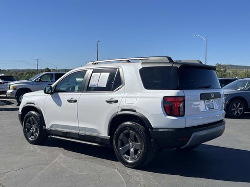 Used 2026 Honda Passport RTL image 3
