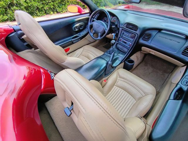 Used 2002 Chevrolet Corvette Convertible w/ Preferred Equipment Group2 RWD image 36