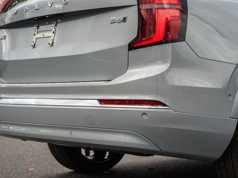 New 2026 Volvo XC90 B6 Plus w/ Protection Package Premier image 8
