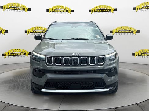 Used 2023 Jeep Compass Limited w/ Elite Group AWD/4WD image 8
