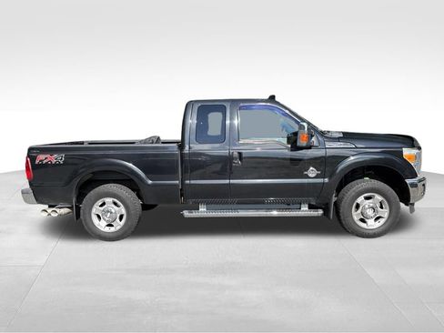 Used 2012 Ford F250 Lariat w/ Chrome Pkg AWD/4WD image 6