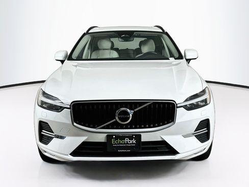 Used 2023 Volvo XC60 B5 Core w/ Climate Package AWD/4WD image 2