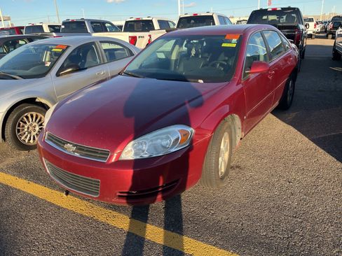 Used 2008 Chevrolet Impala LT w/ Luxury Edition Package image 4
