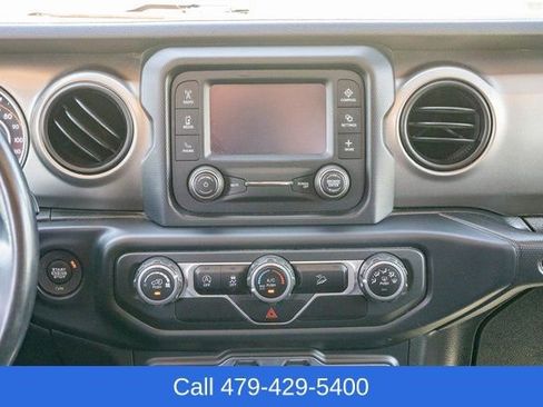 Used 2018 Jeep Wrangler Unlimited Sport S image 32