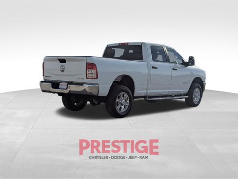 Used 2024 RAM 2500 Big Horn AWD/4WD image 9