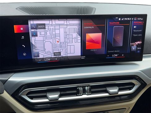 Used 2022 BMW i4 eDrive40 w/ Premium Package image 33