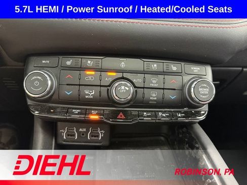 Used 2023 Dodge Durango R/T AWD/4WD image 36