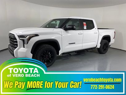 New 2026 Toyota Tundra SR5 w/ SR5 Premium Package