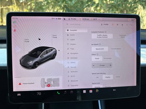 Used 2020 Tesla Model 3 Standard Range image 16
