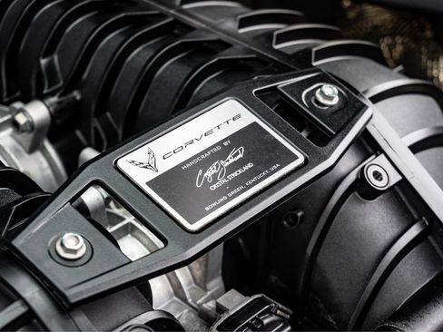 Used 2023 Chevrolet Corvette Z06 w/ Z07 Performance Package RWD image 33