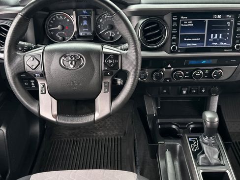 Used 2023 Toyota Tacoma TRD Off-Road image 16