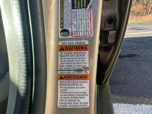 Used 2008 Subaru Outback 2.5i L.L. Bean image 80