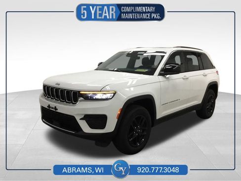 Used 2025 Jeep Grand Cherokee Laredo X AWD/4WD image 1