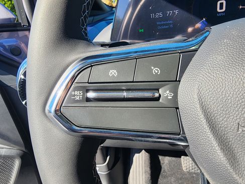 New 2026 Chevrolet Equinox EV LT image 29