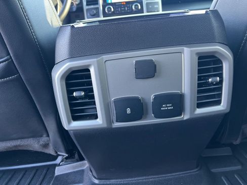 Used 2019 Ford F150 Lariat image 21