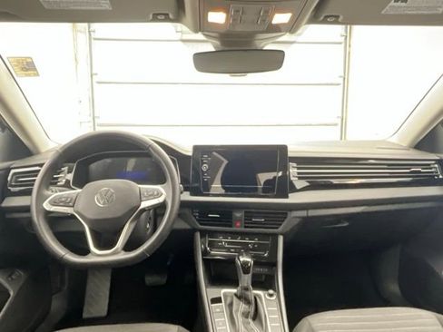 Used 2025 Volkswagen Jetta S FWD image 2