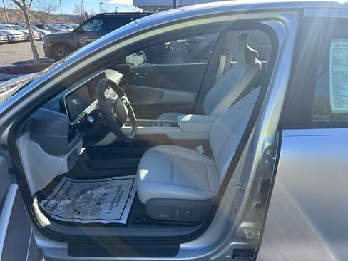 New 2025 Hyundai Ioniq 6 SEL image 9