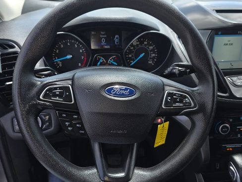 Used 2018 Ford Escape SE w/ SE Sync 3 Package FWD image 24