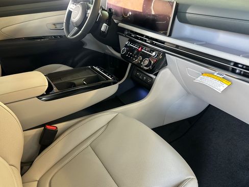 New 2026 Hyundai Tucson Limited AWD/4WD image 16