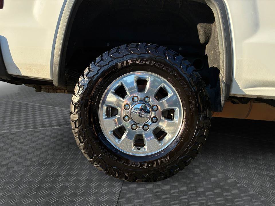 Used 2015 GMC Sierra 2500 SLT w/ Driver Alert Package AWD/4WD image 23