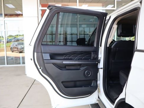 Used 2021 Ford Expedition Platinum AWD/4WD image 36