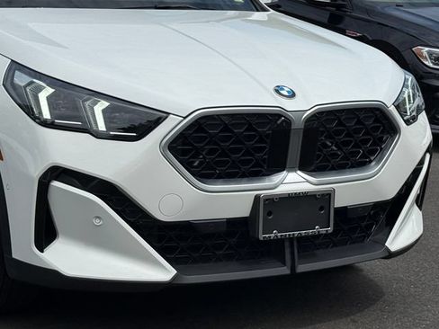 Used 2025 BMW X2 xDrive28i w/ Premium Package AWD/4WD image 9