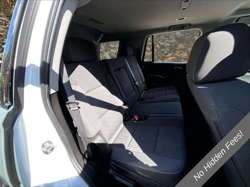Used 2018 GMC Yukon SLE w/ SLE Value Package AWD/4WD image 24