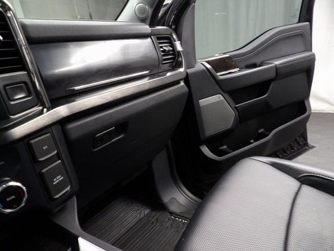 Used 2023 Ford F250 Lariat w/ Lariat Ultimate Package image 11