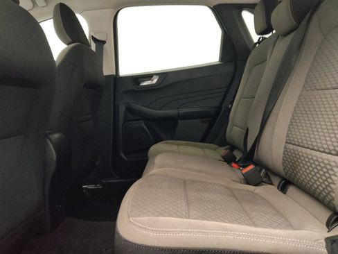 Used 2021 Ford Escape SE FWD image 18