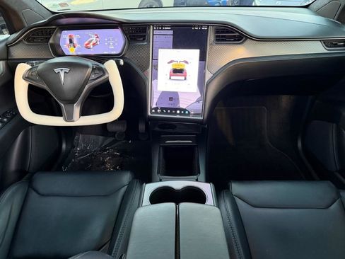 Used 2018 Tesla Model X 75D image 19