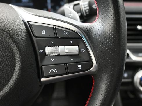 Used 2023 Genesis G70 3.3T w/ Sport Advanced Package image 27