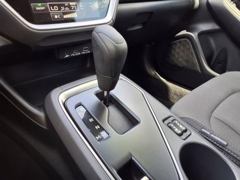 Used 2025 Subaru Crosstrek 2.0i Premium image 27