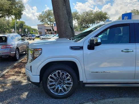 Certified 2023 GMC Sierra 1500 Denali Ultimate image 12