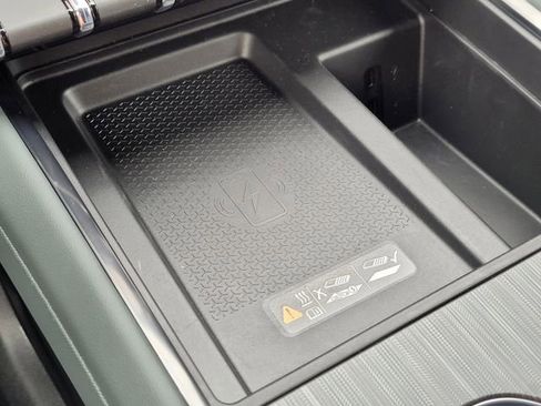 New 2026 GMC Acadia AT4 image 19