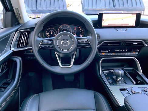 Used 2024 MAZDA CX-90 Plug-In Hybrid w/ Premium Pkg image 6