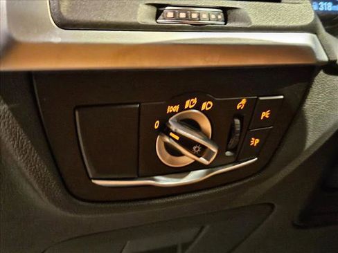 Used 2022 BMW X3 sDrive30i w/ Premium Package 2 (ZPA) image 8