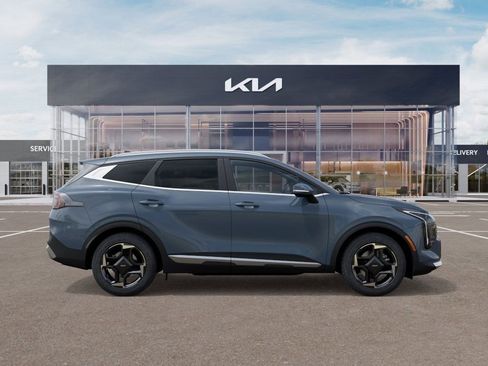 New 2026 Kia Sportage EX w/ EX Panoramic Sunroof Package image 3