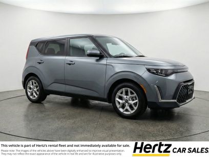 Used 2025 Kia Soul LX w/ LX Technology Package