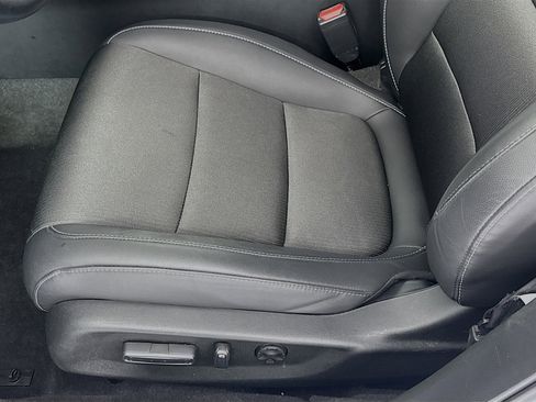 Certified 2022 Honda Accord Sport image 18