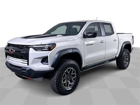 New 2026 Chevrolet Colorado ZR2 w/ Technology Package image 1