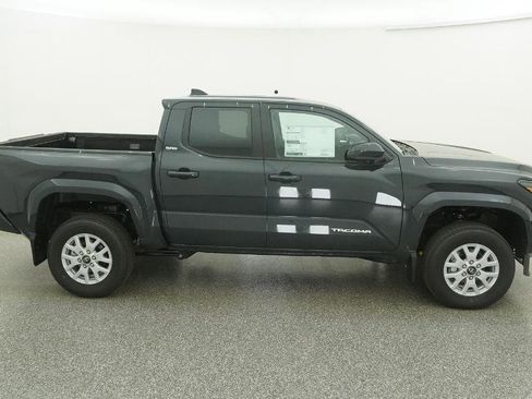 New 2026 Toyota Tacoma SR5 image 31